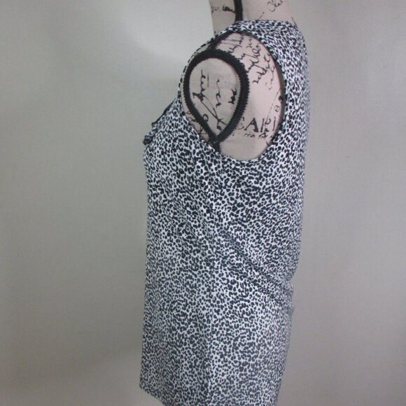 Liz Claiborne Sleeveless Blouse S Animal Print Ruffle Collar - Picture 7 of 8